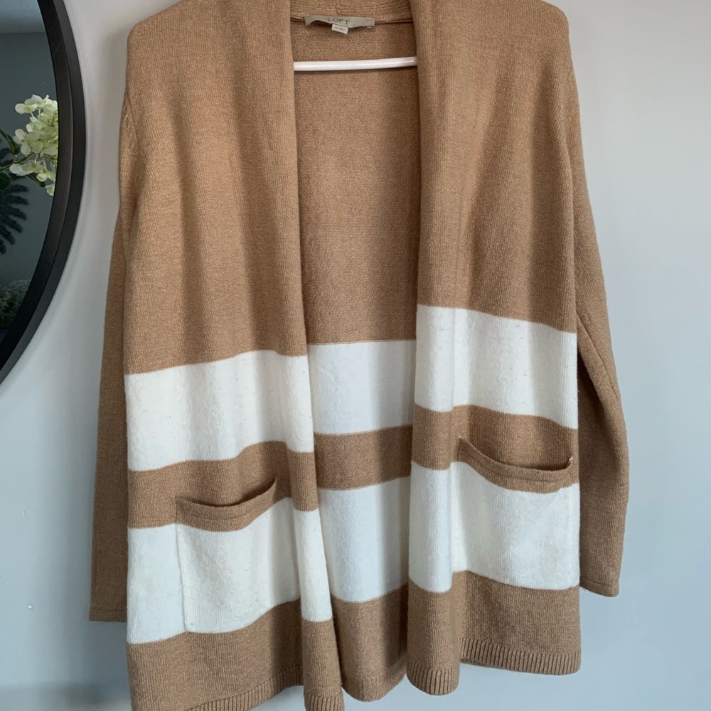 Loft cardigan size XS, super soft and cozy